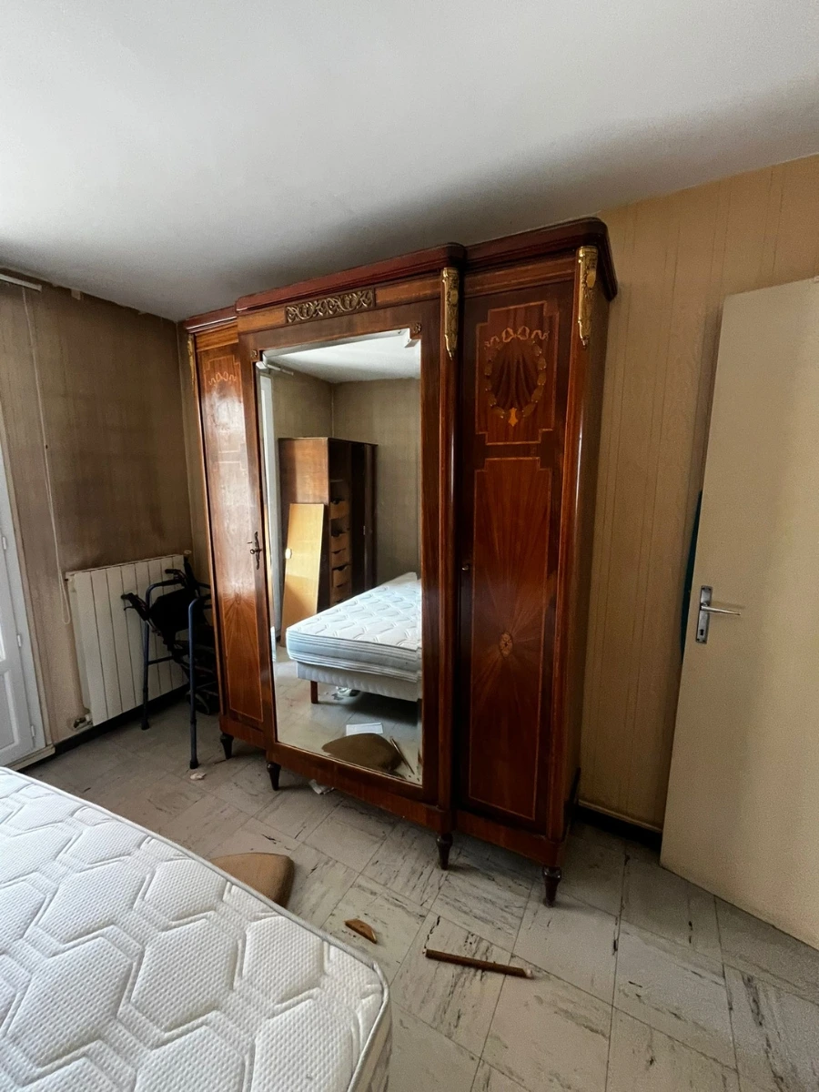 Débarras appartement Marseille 13005 : grand volume Boulevard Jeanne d'Arc 2 valorisation mobilier débarras marseille 13005