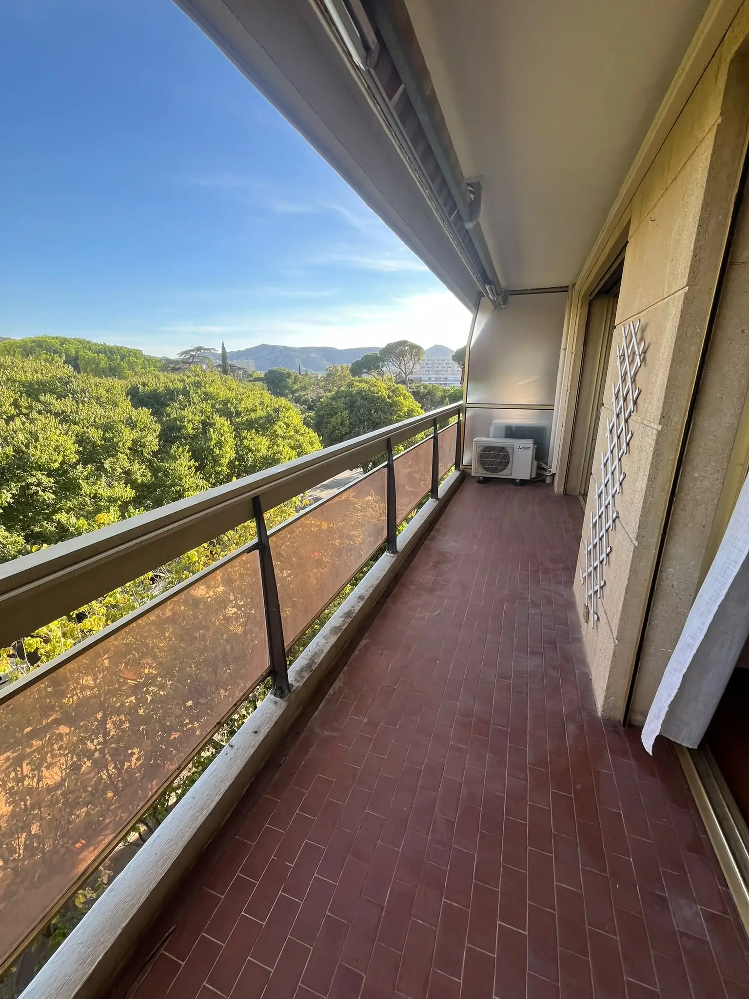 Débarras appartement Marseille 13009 6 débarras balcon 13009 après
