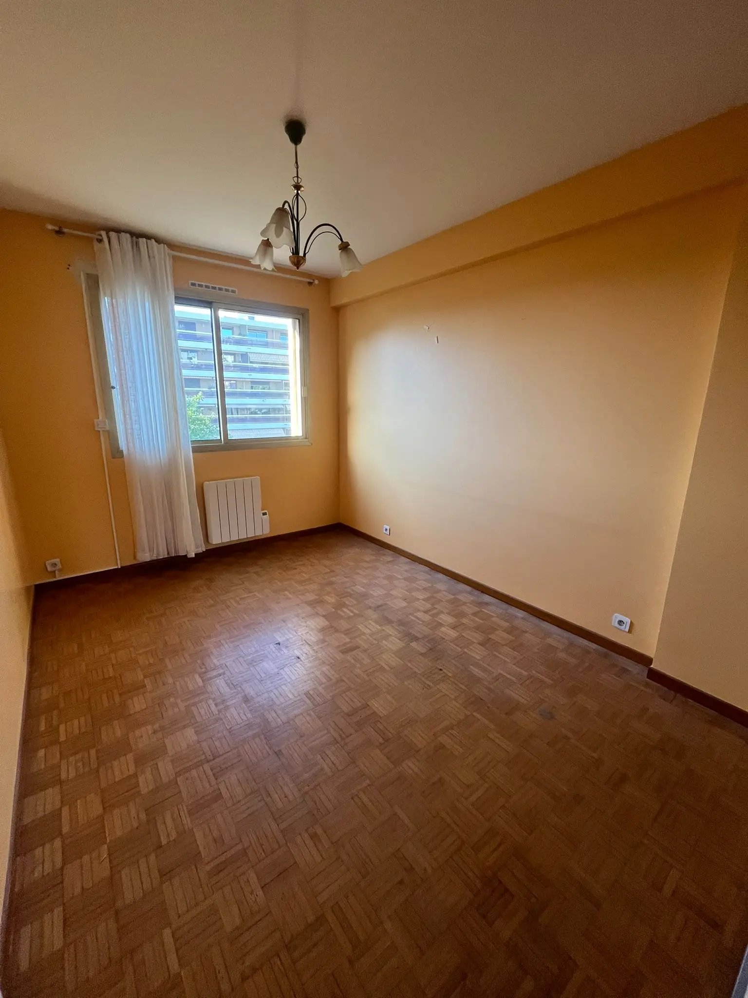 Débarras appartement Marseille 13009 5 débarras chambre 13009 Marseille après
